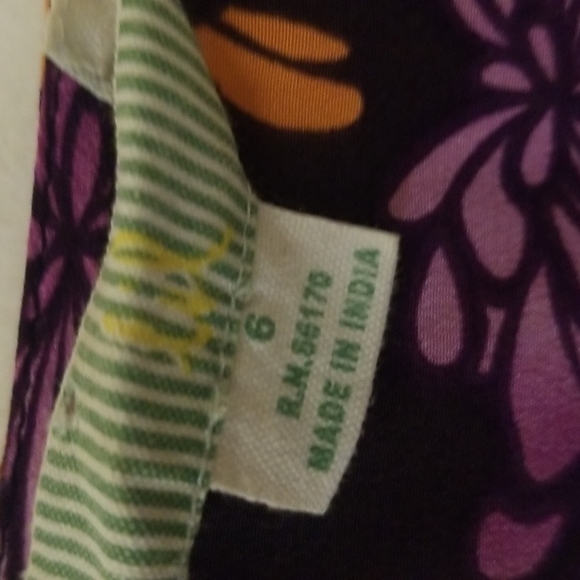 Urban Outfitters silk Top with frails at the neck - Picture 2 of 9